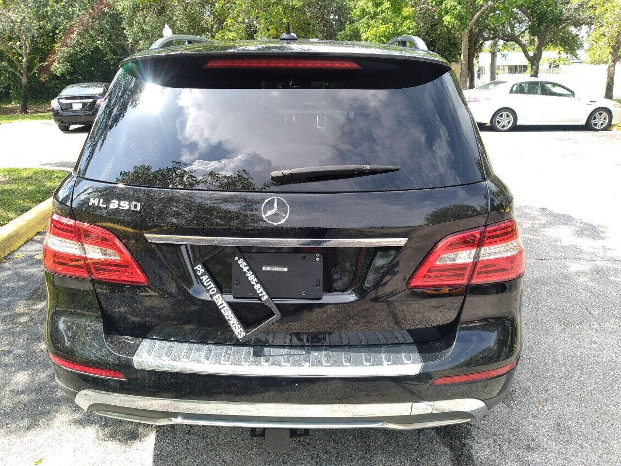 2015 Mercedes-Benz ML-Class SUV / Crossover - $15,999