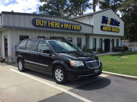 2013 Chrysler Town and Country for sale at Bi Rite Auto Sales in Seaford DE