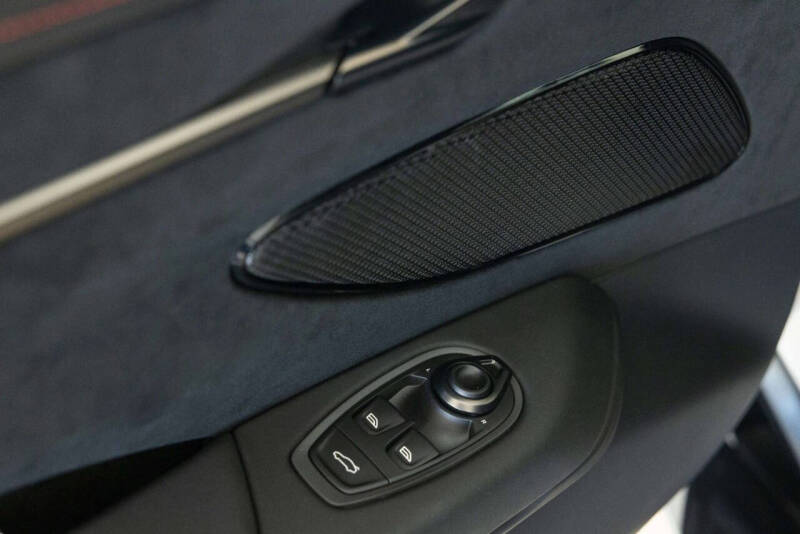 2025 Aston Martin Vantage