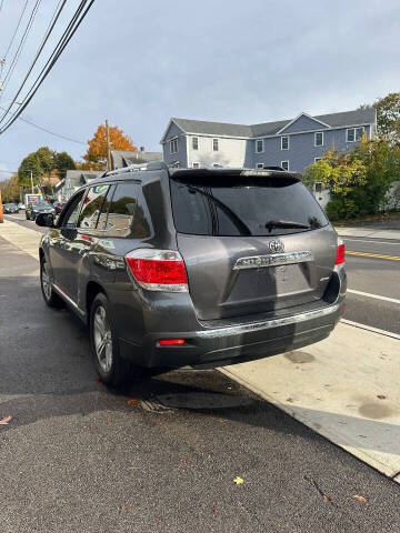 2011 Toyota Highlander Limited