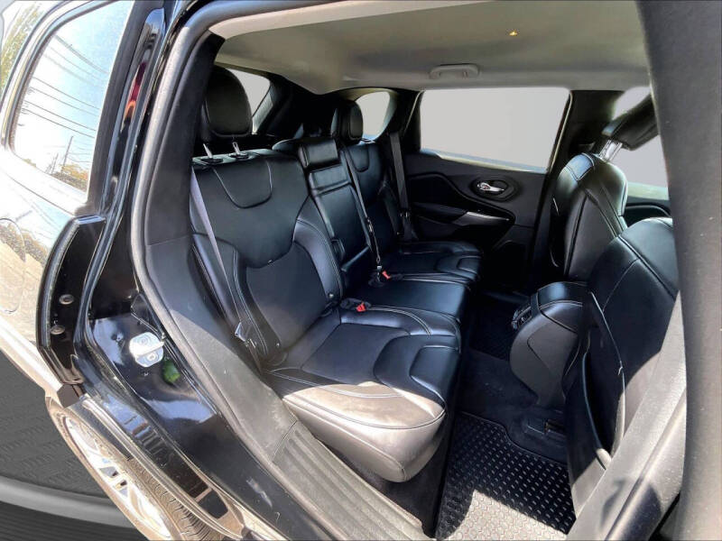 2019 Jeep Cherokee