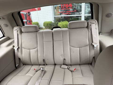 2005 Cadillac Escalade