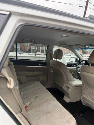 2013 Subaru Outback 2.5i Premium