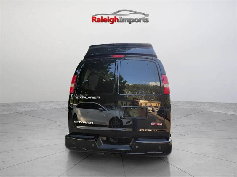 2018 GMC Savana 2500
