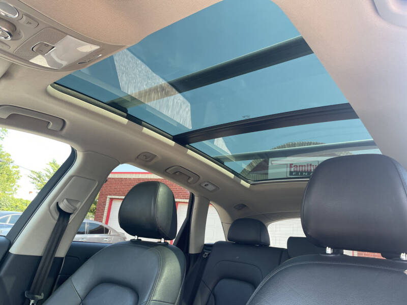 2012 Audi Q5 3.2 quattro Premium Plus