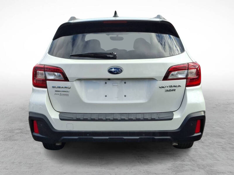 2018 Subaru Outback 3.6R Touring