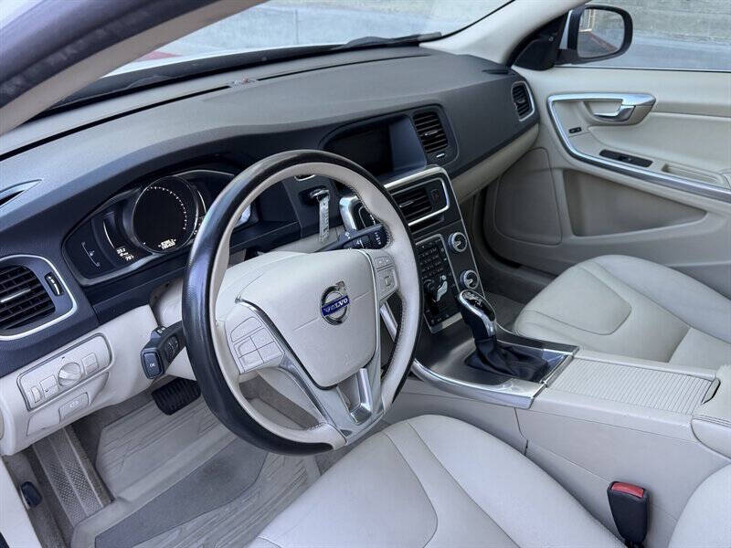 2016 Volvo S60 T5 Drive-E Premier