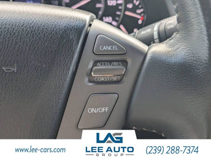 2017 Nissan Armada SL