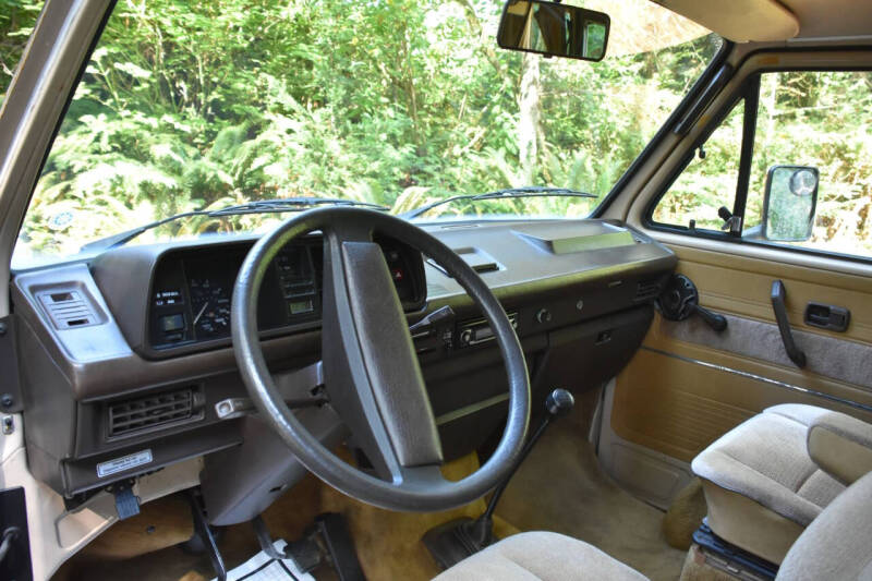 1984 Volkswagen Vanagon Camper
