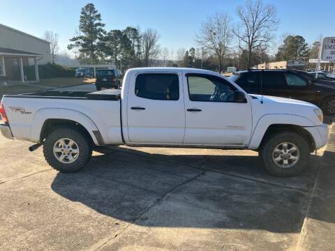 2005 Toyota Tacoma for sale at ALLEN JONES USED CARS INC in Steens MS