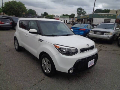 2016 Kia Soul +