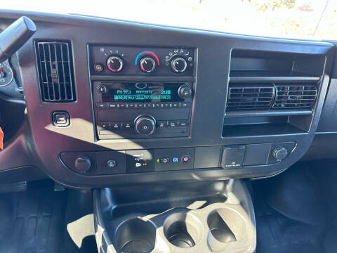 2023 GMC Savana 2500