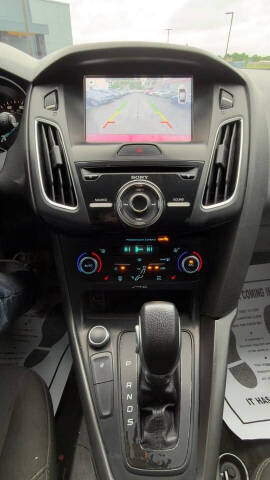 2017 Ford Focus SEL