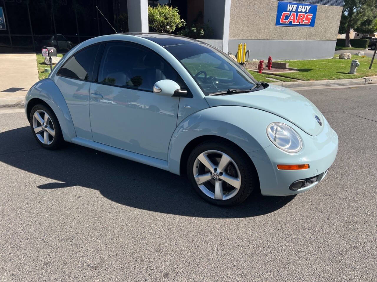 2010 Volkswagen New Beetle for sale at ZRV AUTO INC in Brea, CA