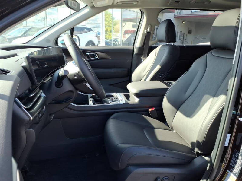 2026 Kia Carnival SX