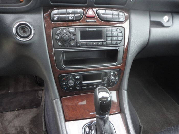 2004 Mercedes-Benz C-Class