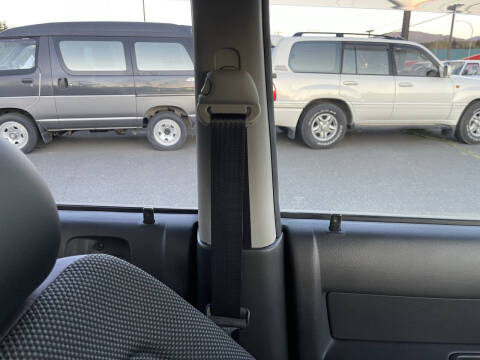 2000 Toyota BB