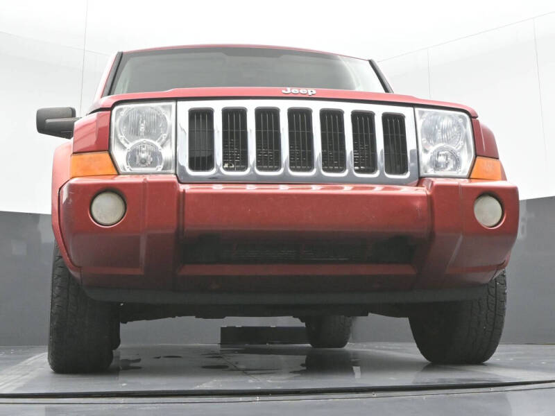 2010 Jeep Commander Sport