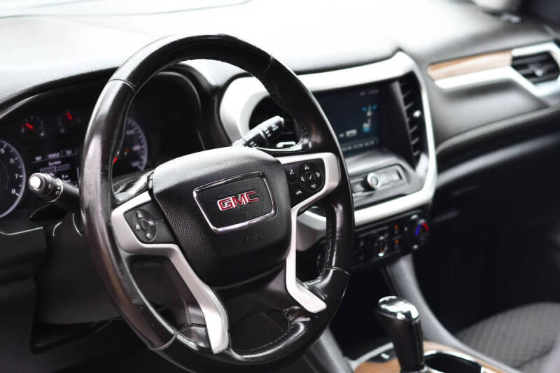 2019 GMC Acadia SLE-1