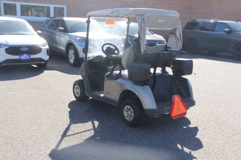 2020 E-Z-GO RXV ELiTE