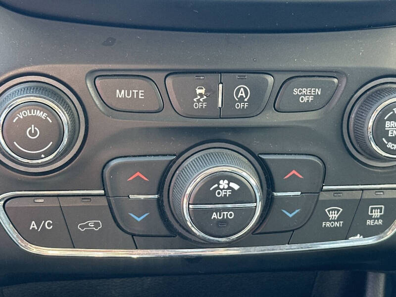 2019 Jeep Cherokee Trailhawk