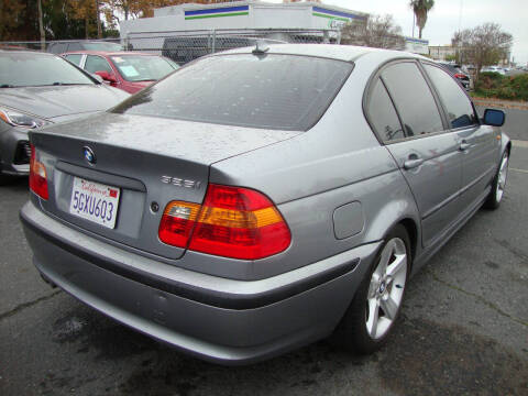 2004 BMW 3 Series 325i