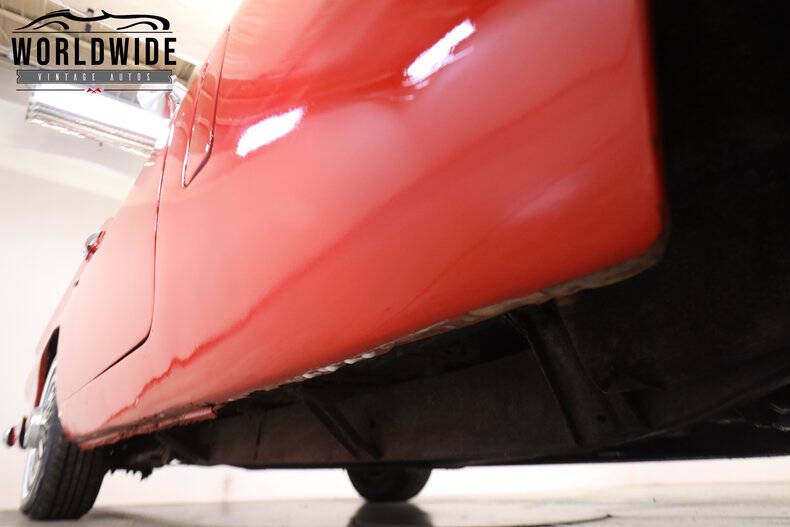 1957 Ford Thunderbird