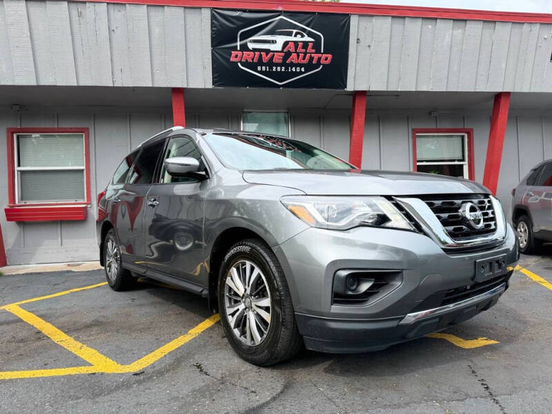 2019 Nissan Pathfinder SL