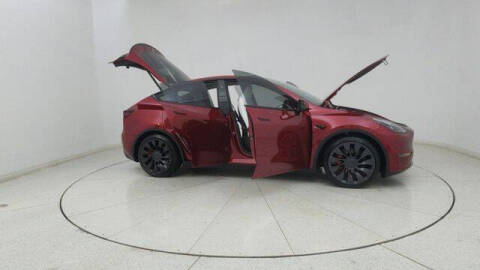 2025 Tesla Model Y Performance