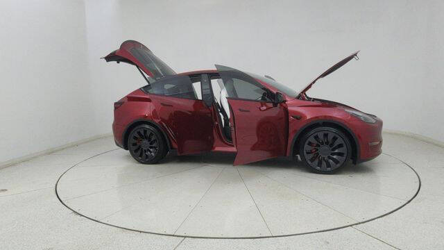 2025 Tesla Model Y Performance