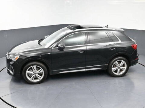 2022 Audi Q3 quattro S line Prem Plus 45 TFSI