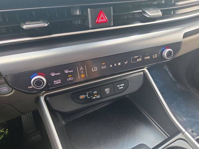 2026 Kia Carnival LXS