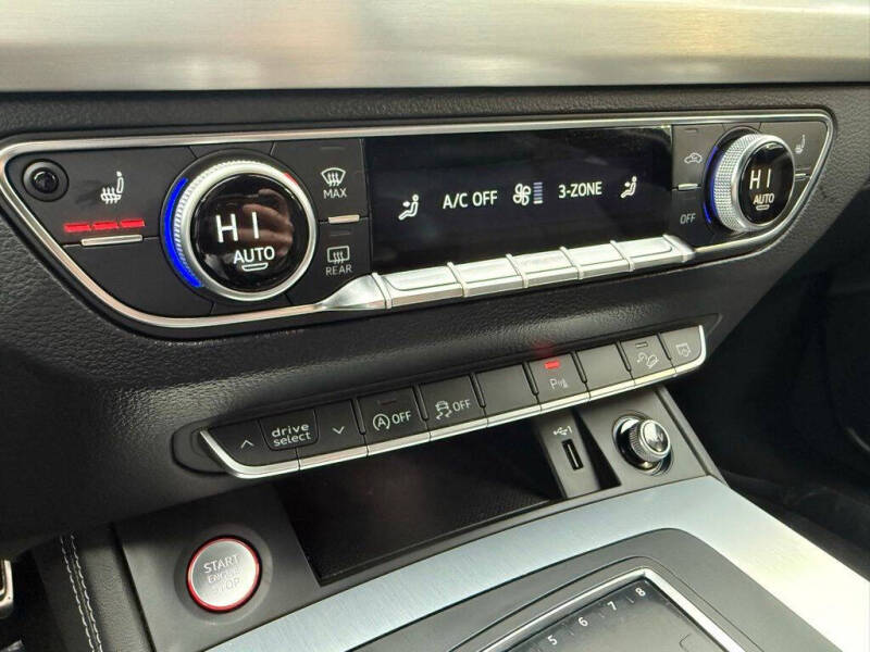 2019 Audi SQ5 3.0T quattro Premium Plus