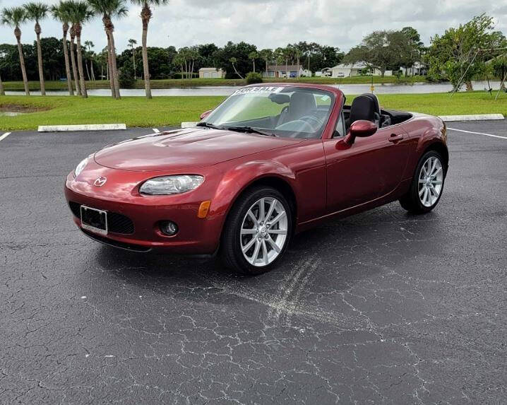 2006 Mazda MX-5 Miata for sale at VERO APEX in Vero Beach, FL