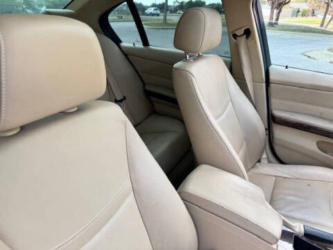 2011 BMW 3 Series 328i