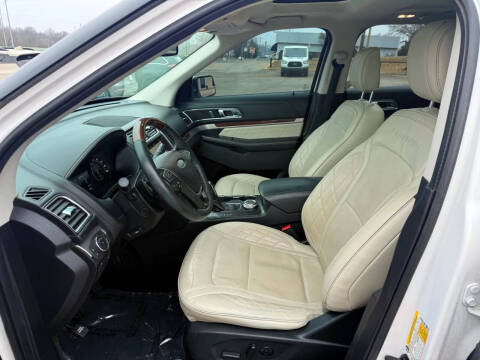 2019 Ford Explorer Platinum