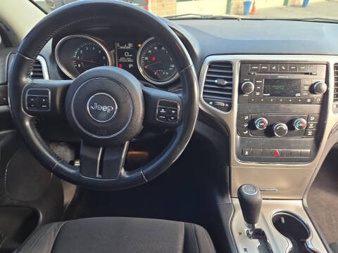 2011 Jeep Grand Cherokee Laredo X