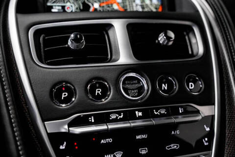 2017 Aston Martin DB11