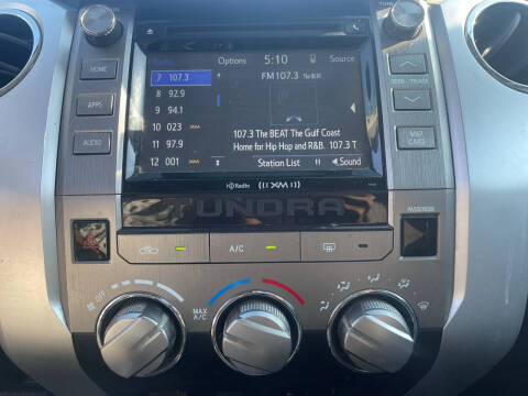 2017 Toyota Tundra SR5