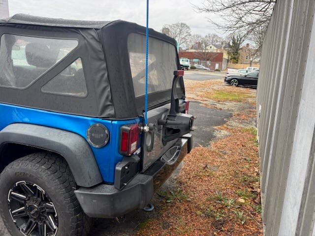 2015 Jeep Wrangler Sport photo 3