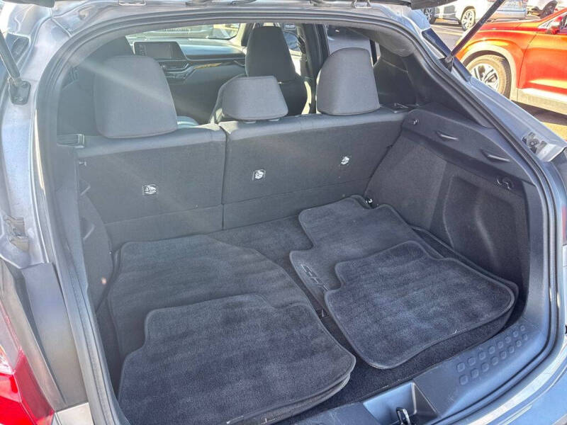 2018 Toyota C-HR XLE Premium