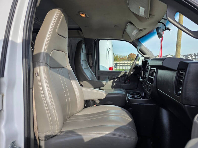 2019 Chevrolet Express 2500