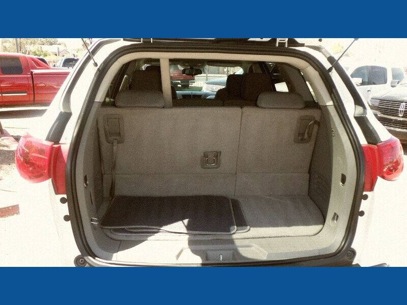 2011 Chevrolet Traverse LS