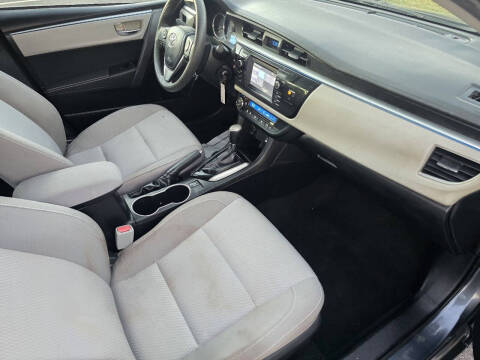 2015 Toyota Corolla LE