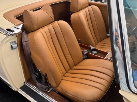 1971 Mercedes-Benz 280-Class