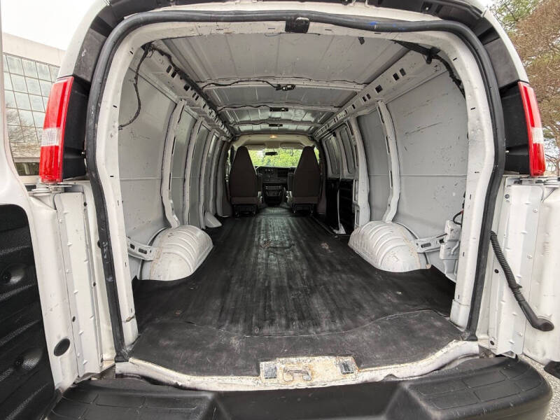 2020 Chevrolet Express 2500