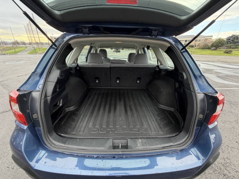 2019 Subaru Outback 2.5i