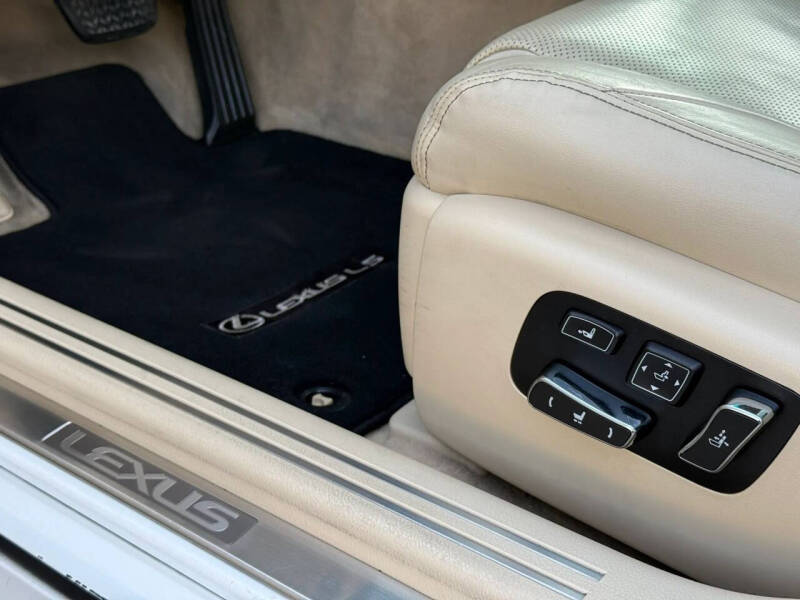 2014 Lexus LS 460