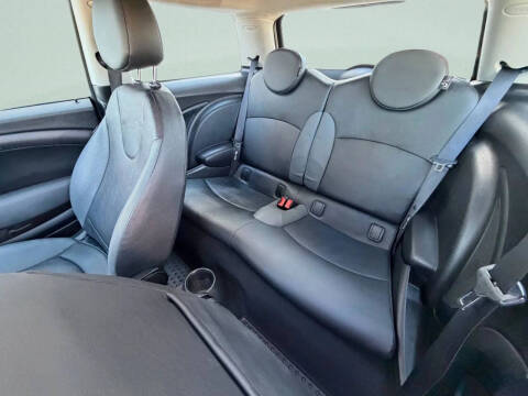 2010 MINI Cooper