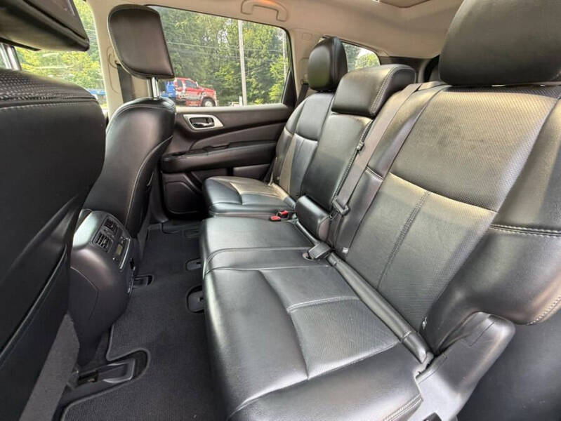2017 Nissan Pathfinder